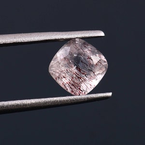 Prachtige natuurlijke super zeven gefacetteerde kussenvorm 6 x 6 x 4,7 mm edelsteen voor het maken van sieraden