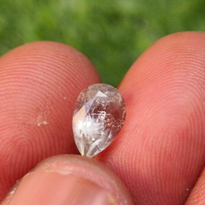 Zeldzame natuurlijke orthoklaas veldspaat gefacetteerde peervorm losse edelsteen voor het maken van sieraden 9,4 x 6,3 x 6,2 mm