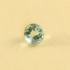 Beautiful Natural Colombian emerald faceted round shape 4.7X4.7X3.8 MM loose gemstone for jewelry making