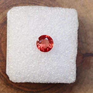 Natural Oregon Sunstone Faceted Round Shape 7X7X4 MM Loose Gemstone For Jewellery Making