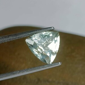 Natuurlijke orthoklaas veldspaat gefacetteerde triljoen losse edelsteen voor het maken van sieraden 8,7 x 8,8 x 6,8 mm