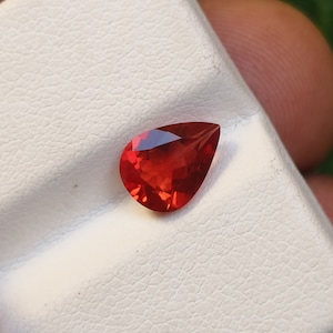 Beautiful Natural Red Oregon Sunstone, Faceted Gemstone With Pear Shape 8X6X4 MM Loose Oregon Sunstone Gemstone Best For Jewelry Making