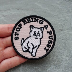 Kattmärke, Sluta vara en fitta, broderat strykmärke för kläder, butik i Storbritannien
