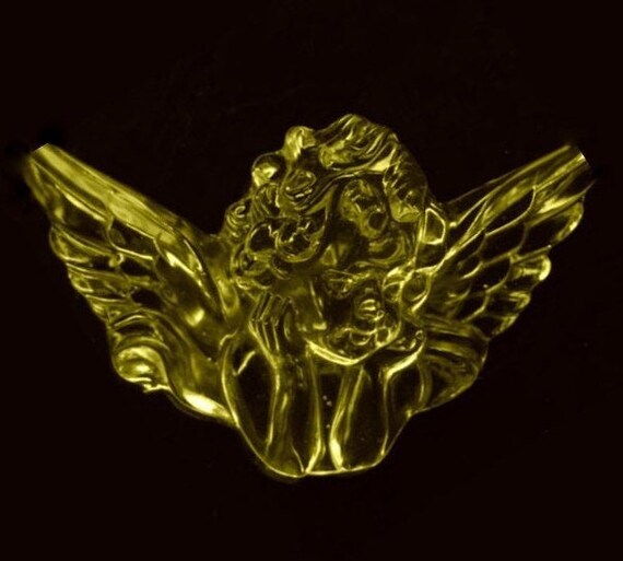 Figurine d'ange chérubin assis sur un pilier 20 cm de haut statue