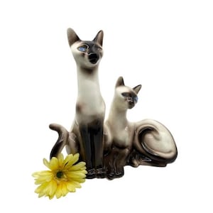 Vintage Double Siamese Cat Ceramic Statue / Mid-Century Siamese Cat Statue