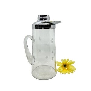 Large Vintage Atomic Pitcher with Lid - Etched Stars - Retro Kitchenware