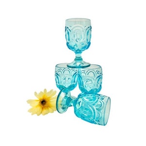 Vintage Fenton/L.G. Wright “Moon and Stars&quot; Goblets / Set of 4 Ice Blue Moon and Stars Glasses/Goblets