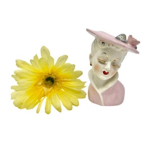 Vintage Mini Lady Head Vase: 1950s Pink Collectible