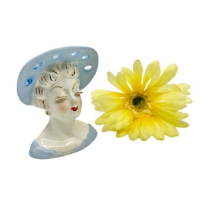 Vintage 1960s Mini Lady Head Vase: Collectible Ceramic Decor
