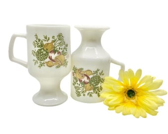 Vintage Spice of Life Milk Glass Mugs - 1970s Mushroom Decor - Set of 2