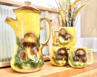 Vintage Arnels Merry Mushroom Coffee Set: 1977 Ceramic Coffee Pot & Cups
