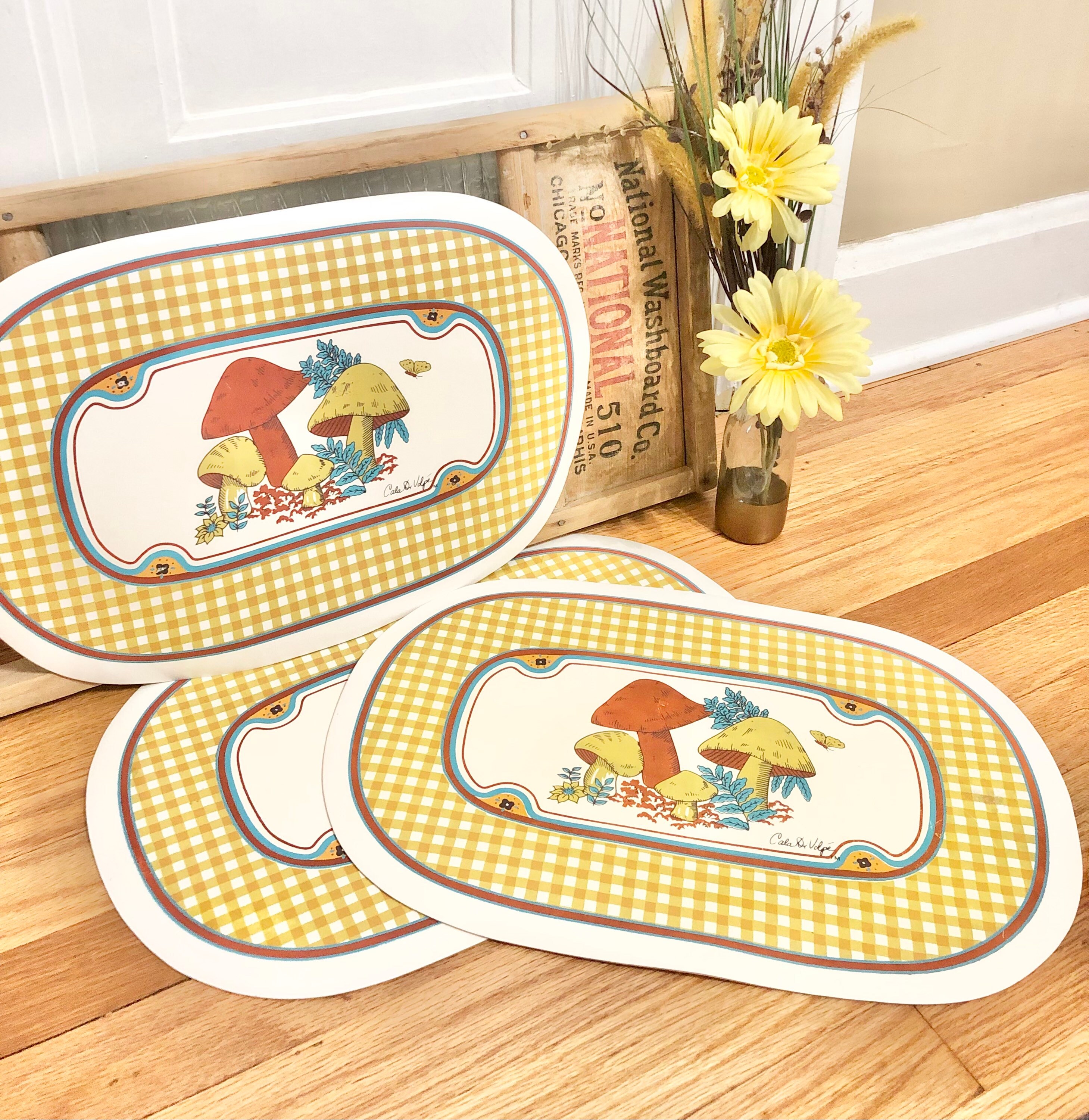 Vintage Vinyl Mushroom Placemats SET of 3 / 1970's Vinyl Etsy