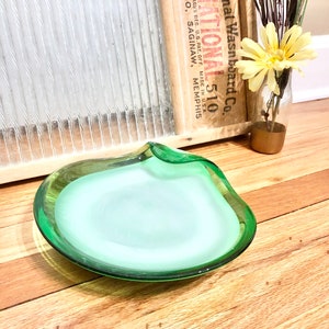 Vintage Handblown Blue and Green Glass Ashtray/Trinket Tray / 1970&#39;s Vintage Ashtray / Trinket Tray / Mid Century Ashtray / Trinket Tray