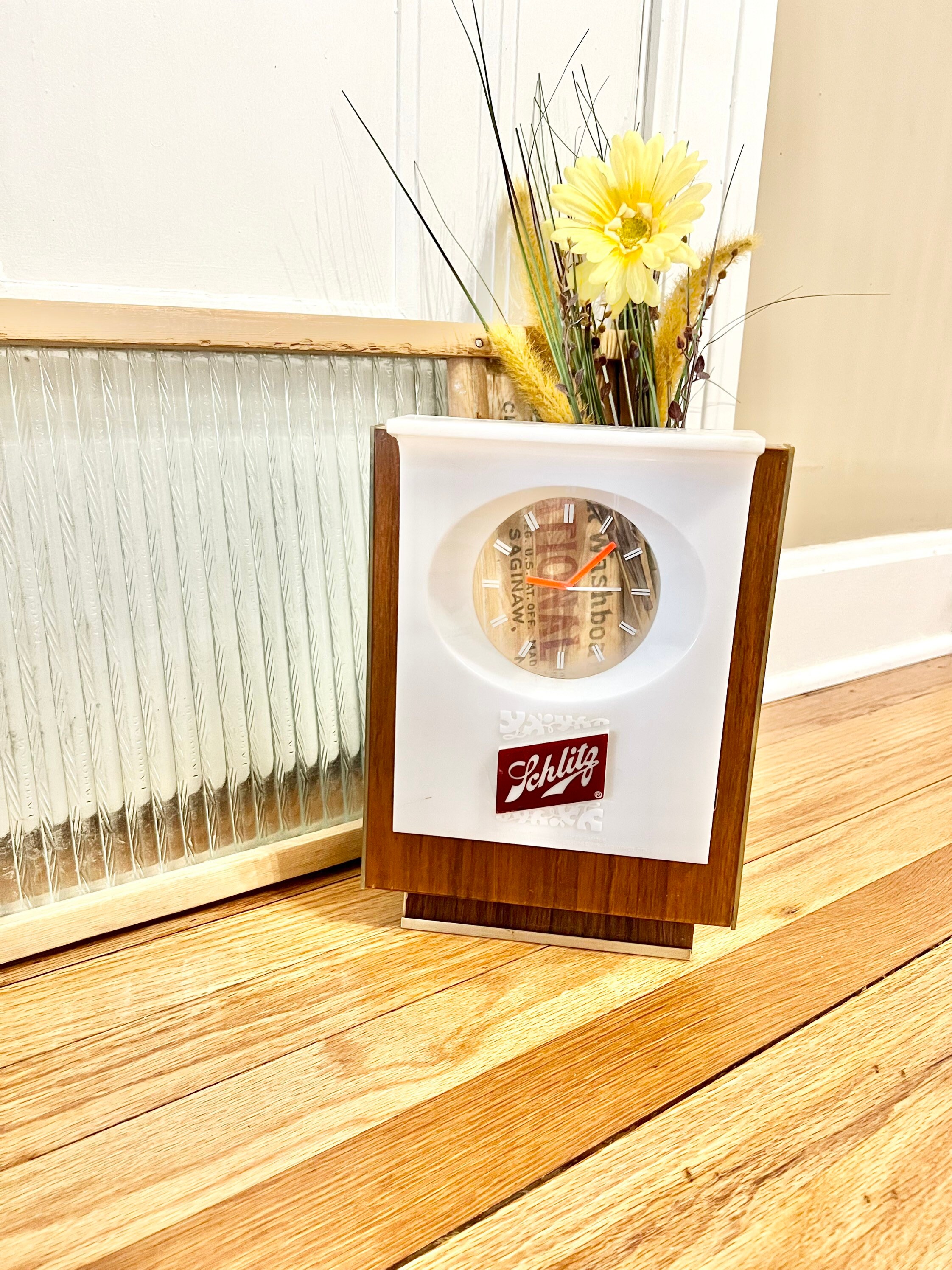Vintage 1960's Schlitz Beer Lighted Tabletop Clock - Etsy