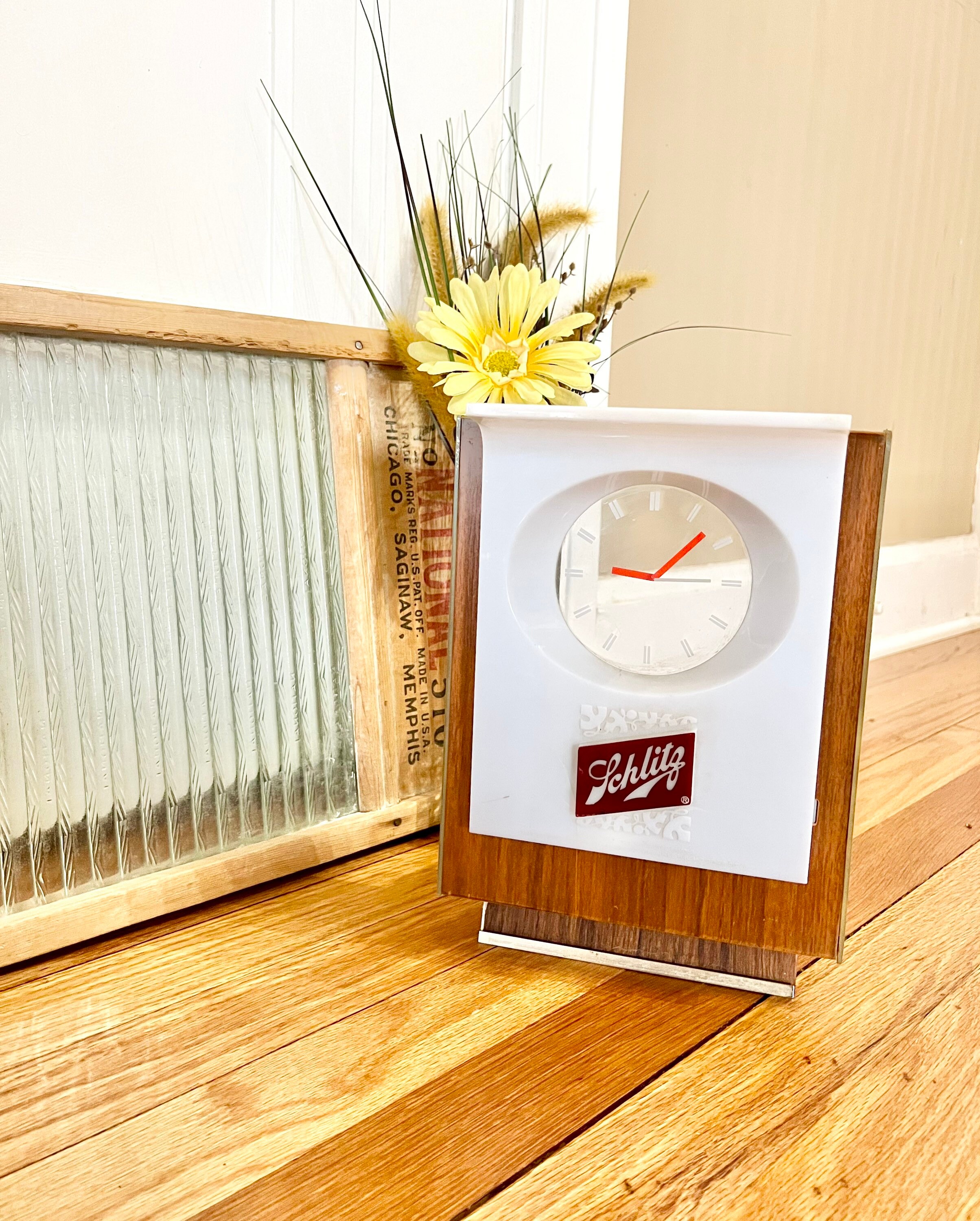 Vintage 1960's Schlitz Beer Lighted Tabletop Clock - Etsy