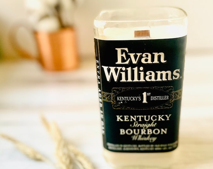 Bougie de whisky de soja - bouteille Evan Williams - choisissez parmi 3 de nos parfums de whisky personnalisés ou demandez le vôtre
