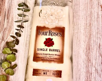 Candela di soia Four Roses Bourbon Bottle: profumo vecchio stile, decorazione da bar