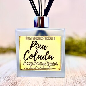 Pina Colada Reed Diffuser: Romtema Tropisk Kokosnötsdoft