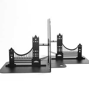 Prezent dla miłośnika książek Londyn Podpórki do książek Tower Bridge Metalowa unikalna sztuka Czarna podpórka do książek Brytyjski wystrój pokoju Półka na książki Prezent dla czytelników Anglia Podpórka do książek