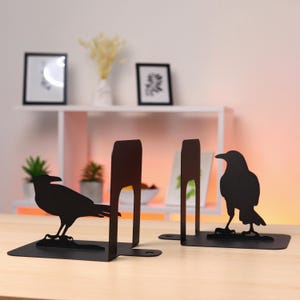 Bookends Raven Metal Gothic Art Unique Book End Black Set Ravens Spooky Crow Black Book Lover Gift Macabre Bookshelf Decor Bird Book Holder