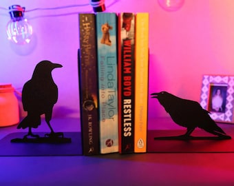 Bookends Unique Set of Crows Black Metal Gothic Art Book End Iron Raven Macabre Bookshelf Decoration for Goth Room Gifts for Book Lover