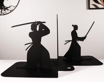 Sujetalibros con forma de espada samurái, regalo único de metal negro para amantes de los libros.