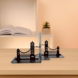 Book Lover Gift London Bookends Tower Bridge Metal Unique Art Black Book End British Room Decor Bookshelf Gift for Readers England Bookend