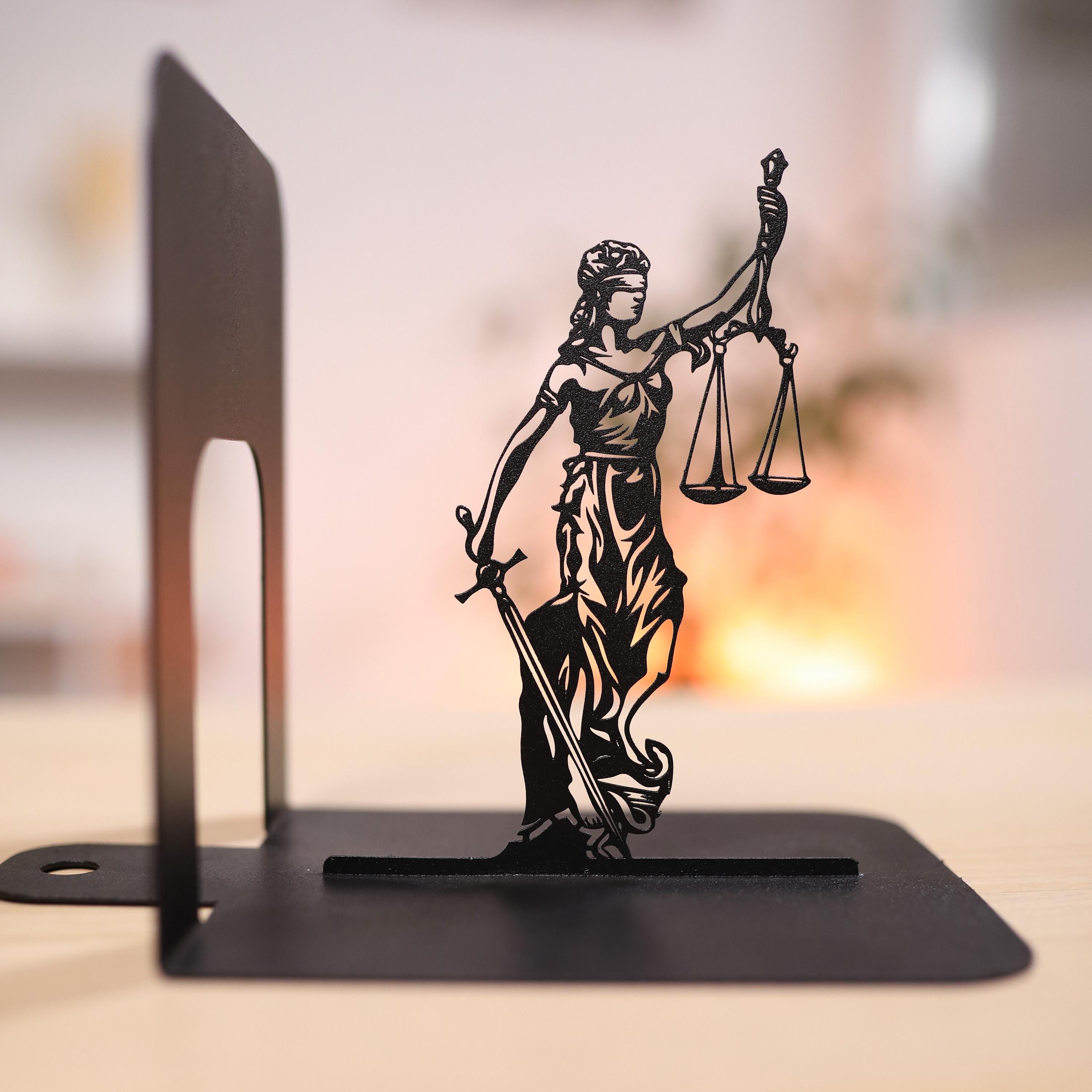 Verborgen parels: het verhaal van Vrouwe Justitia - Nieuws - Maastricht University