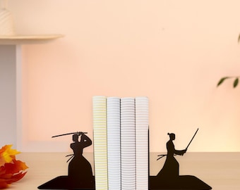 Sujetalibros de espada samurái, regalo de metal negro para amantes de los libros, decoración de guerreros para el hogar.