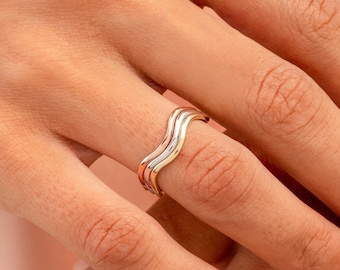 14k Solid Gold Triple Band Ring | Zigzag Ring | Minimalist Wave Ring | Ocean Ring | Curved Wedding Band | Wavy Ring | Women Wedding Bands