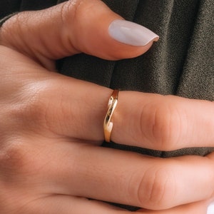 14k Solid Gold Twist Ring: Dainty Mobius Wedding Band