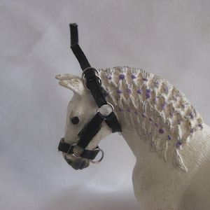 Black Schleich Halter (Horse Not Included)