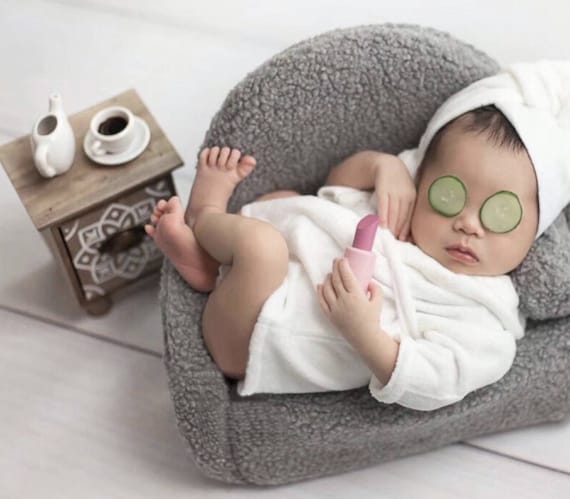 Newborn infant halloween costumes 2025