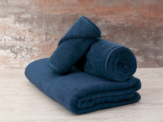 Red and 2024 gray bath towels