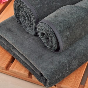 Cotton Velour Bath Towels in Custom Sizes, available in Dark Gray-Green, Blue, Black, and Red.