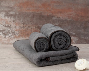 Egyptian Cotton Thick Bath Towel Set, Luxury Bath Towels for a Housewarming Gift, Plush Towels  690 gr/sqm in Elephant Gray, Italian Textile