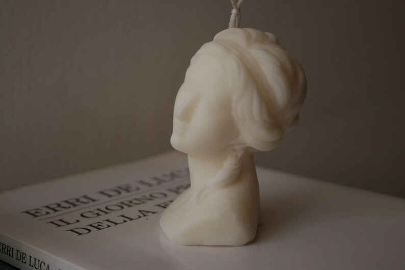 White scented Venus candle Female bust candle Soy wax sculpture candle image 5