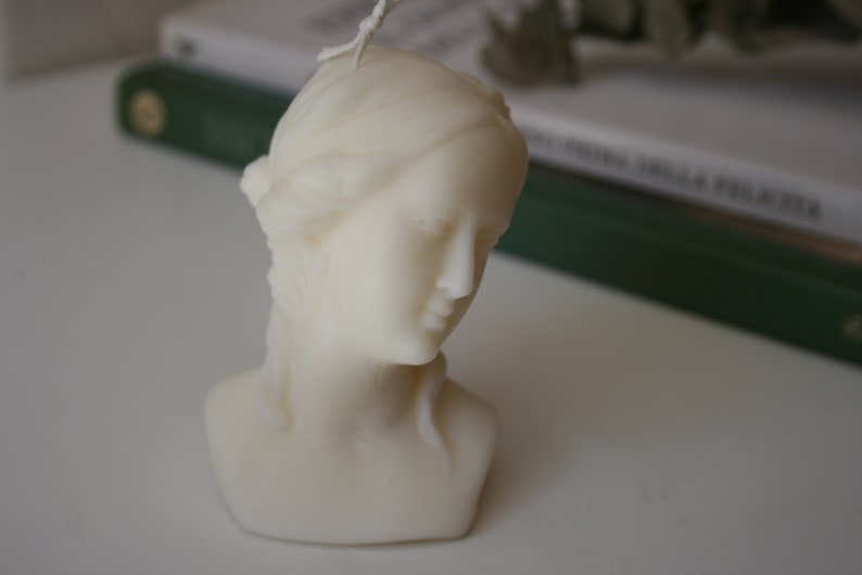 White scented Venus candle Female bust candle Soy wax sculpture candle image 4