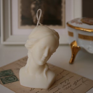 White scented Venus candle Female bust candle Soy wax sculpture candle image 1