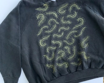 XXL Centipede Crewneck #E27