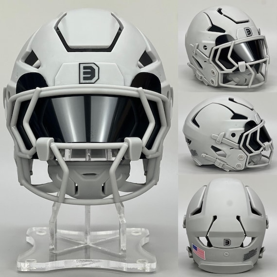 bandit style motorcycle helmet OUTLAW 3 HOLIDAY Color:Silver Sparkle/Blue Spatter Glow BRALIWYN. Ready for wherever Vented design ensures optimal