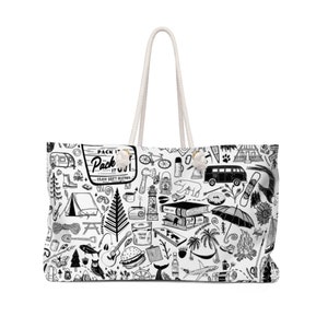 All the Essentials: Weekender Bag, nature lover, outdoorsy, adventure