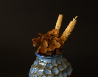 Pequeño jarrón de cerámica hecho a mano con flores secas / Jarrón de cerámica / Regalo sostenible