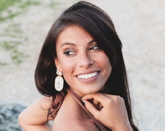 Pendientes colgantes de cerámica inspirados en la naturaleza / Joyería hecha a mano / Pendiente / Ligero / Regalo para ella / Arcilla australiana hipoalergénica larga