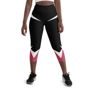 Spider Ghost Friend Yoga Capri Leggings