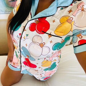Inspired Ornaments Women's Imitation Silk Short Sleeve Pajama Set