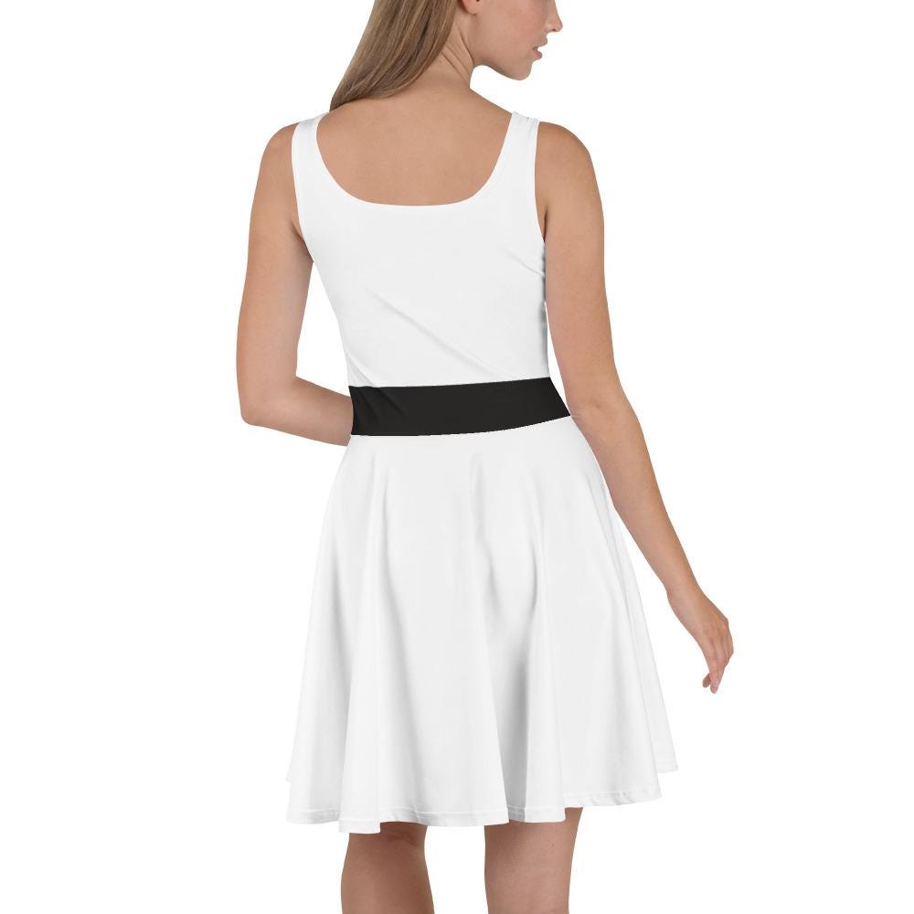 skater dress with belt Belt with Skater Dress Outfits (27 ideas & outfits)