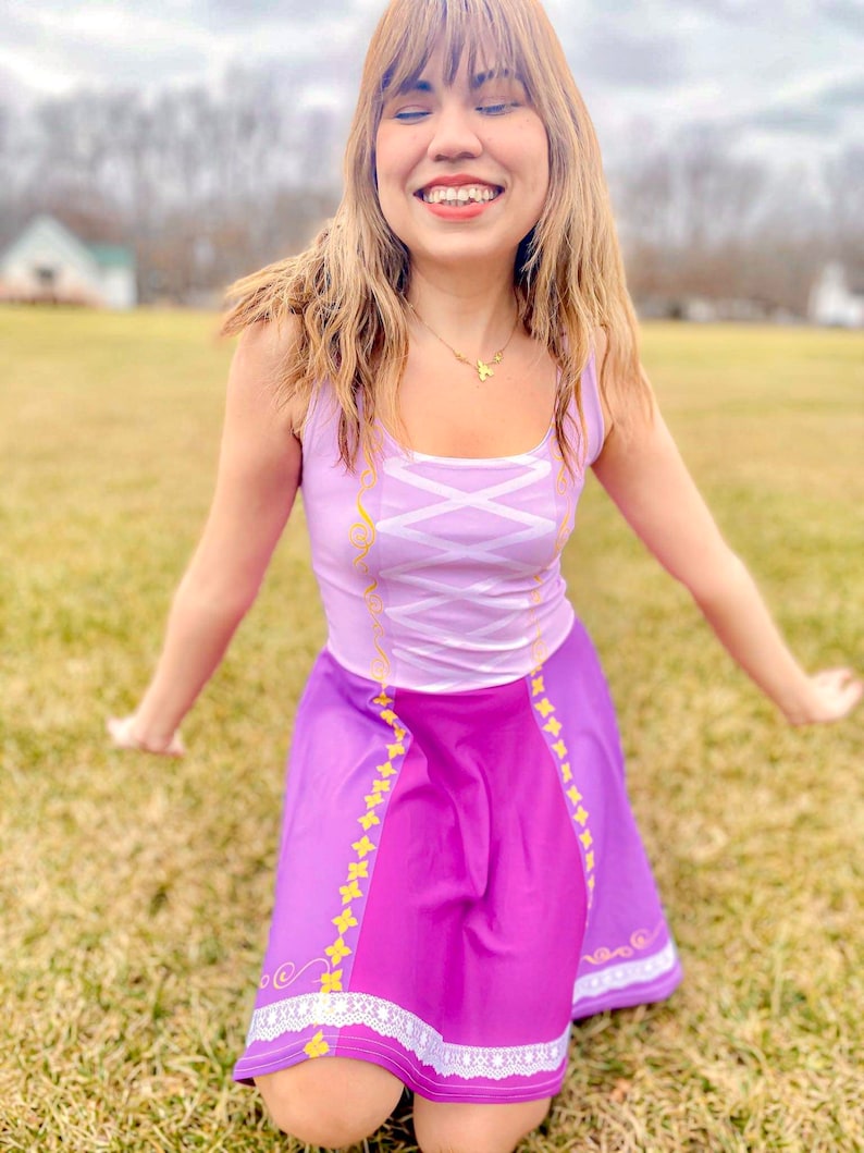 Vestido skater inspirado en Rapunzel imagen 4