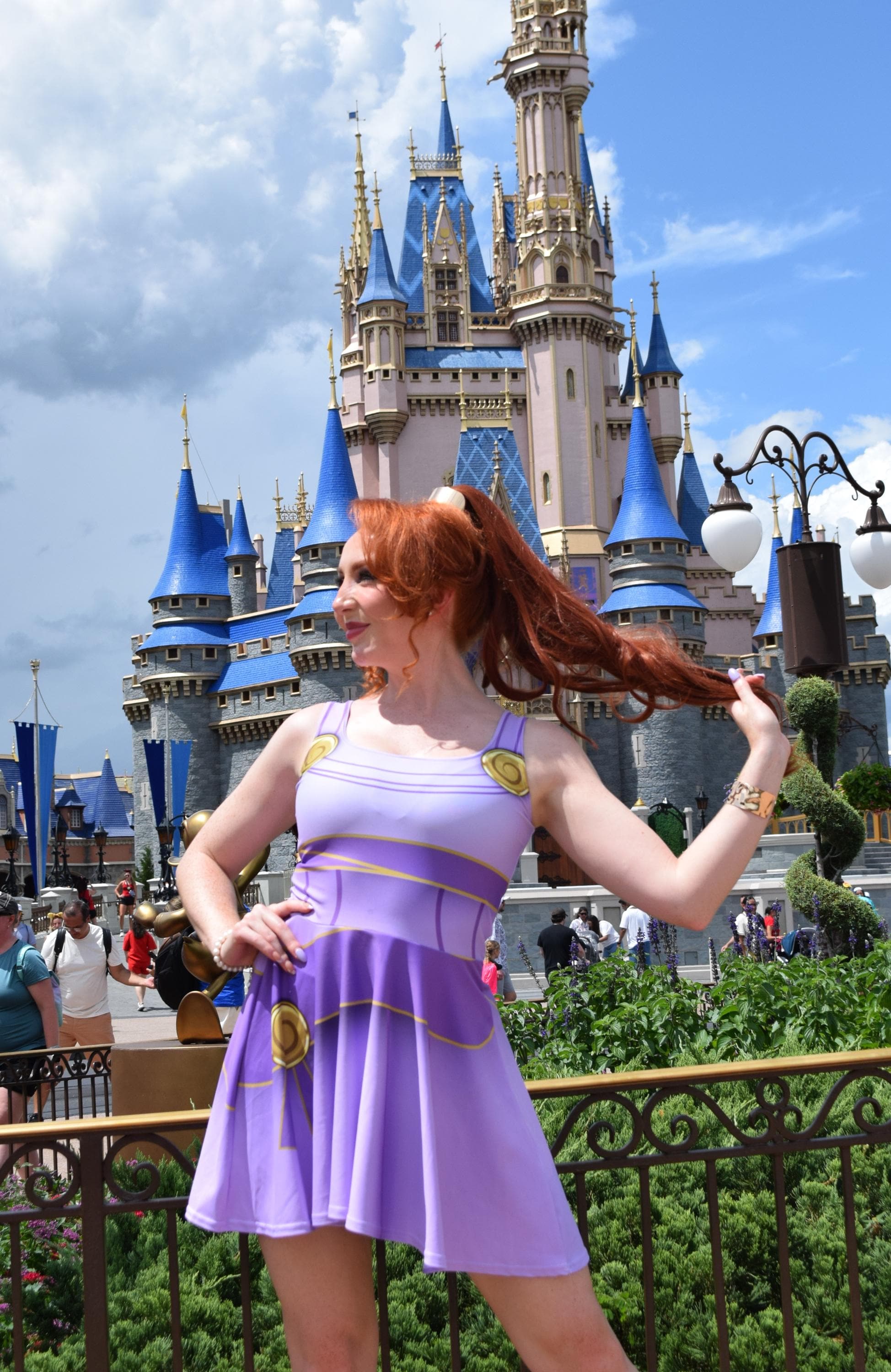 Ideas de disfraces para una familia de 6? : r/Halloween_Costumes, image size:1948x3000