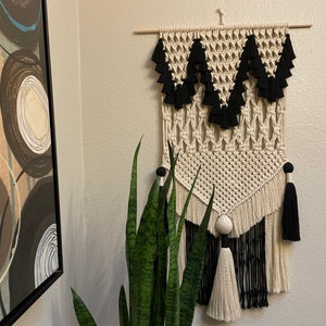 Macrame wall hanging, boho decor, wall art, wall decor, macrame decor, housewarming gift, modern macrame, bohemian wall art